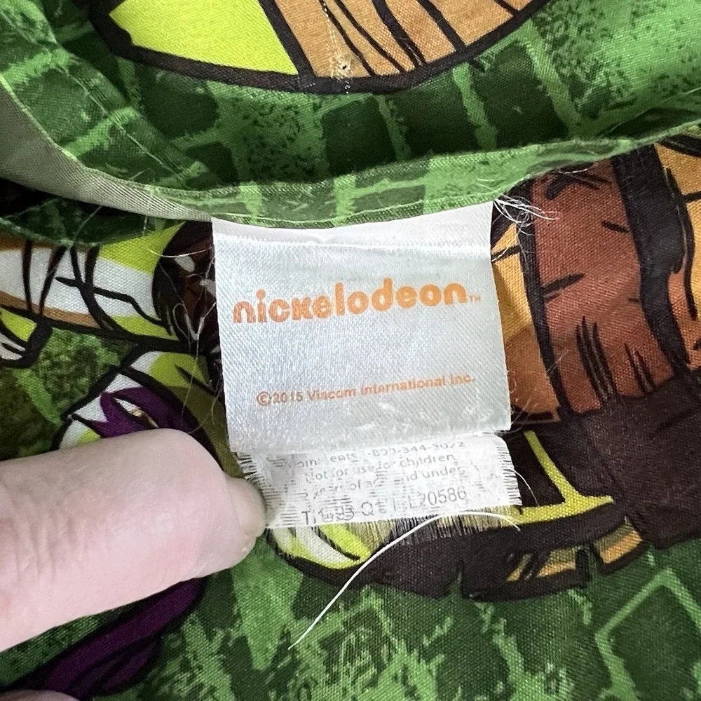 Nickelodeon TMNT Turtle Trouble Twin FLAT SHEET ONLY‎ Excellent Condition 2015